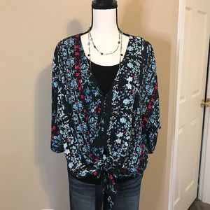 Dellytop Navy Floral Blouse Short Bat Sleeves
